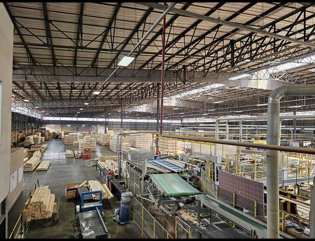 10,542M² FACTORY FOR SALE IN KLIPRIVIER